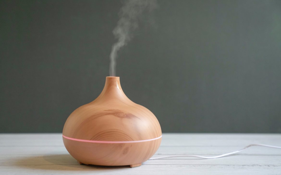 How Do Essential Oil Diffusers Work All You Need to Know! Mr Gadget