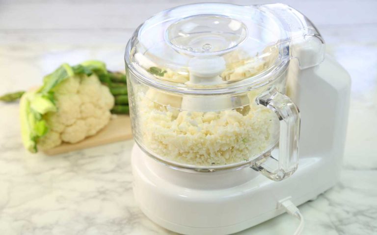 How to Maintain a Food Processor